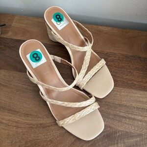 DV by Dolce Vita Myla Raffia Heels Size 8